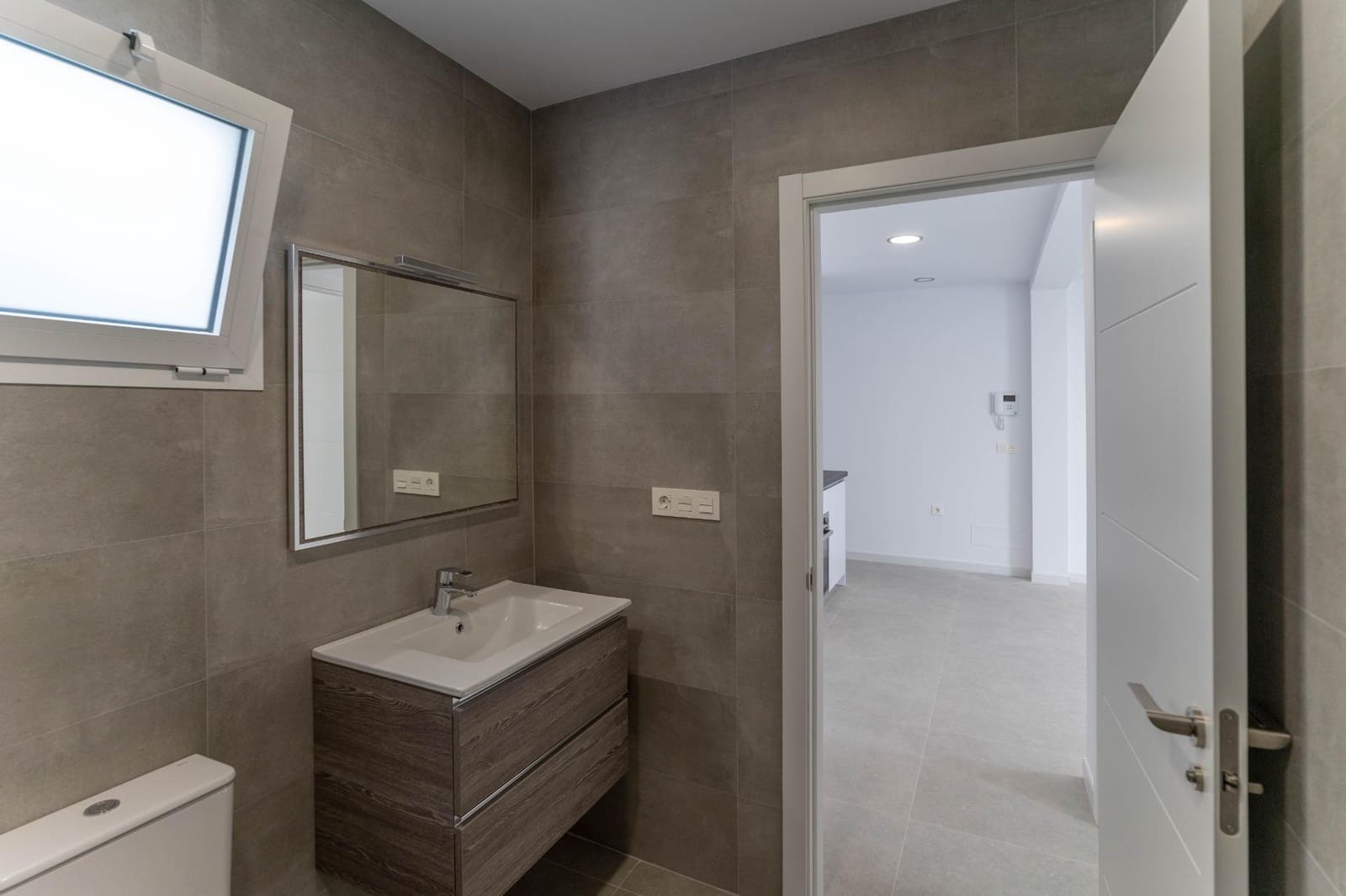 2 bedroom Flat for rent in Alhaurin el Grande with garage - € 1,000 (Ref: 10120246)