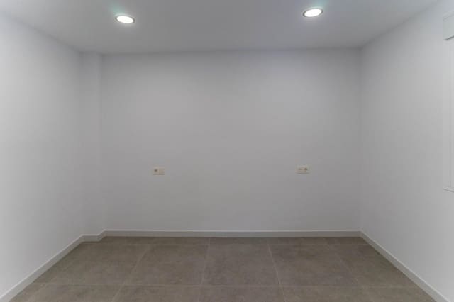 2 slaapkamer Flat te huur in Alhaurín el Grande met garage - € 1.000 (Ref: 10162288)