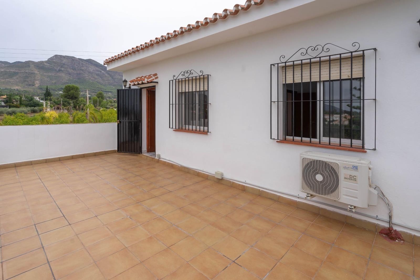 4 bedroom Villa for sale in Alhaurin el Grande with pool garage - € 500,000 (Ref: 10168478)