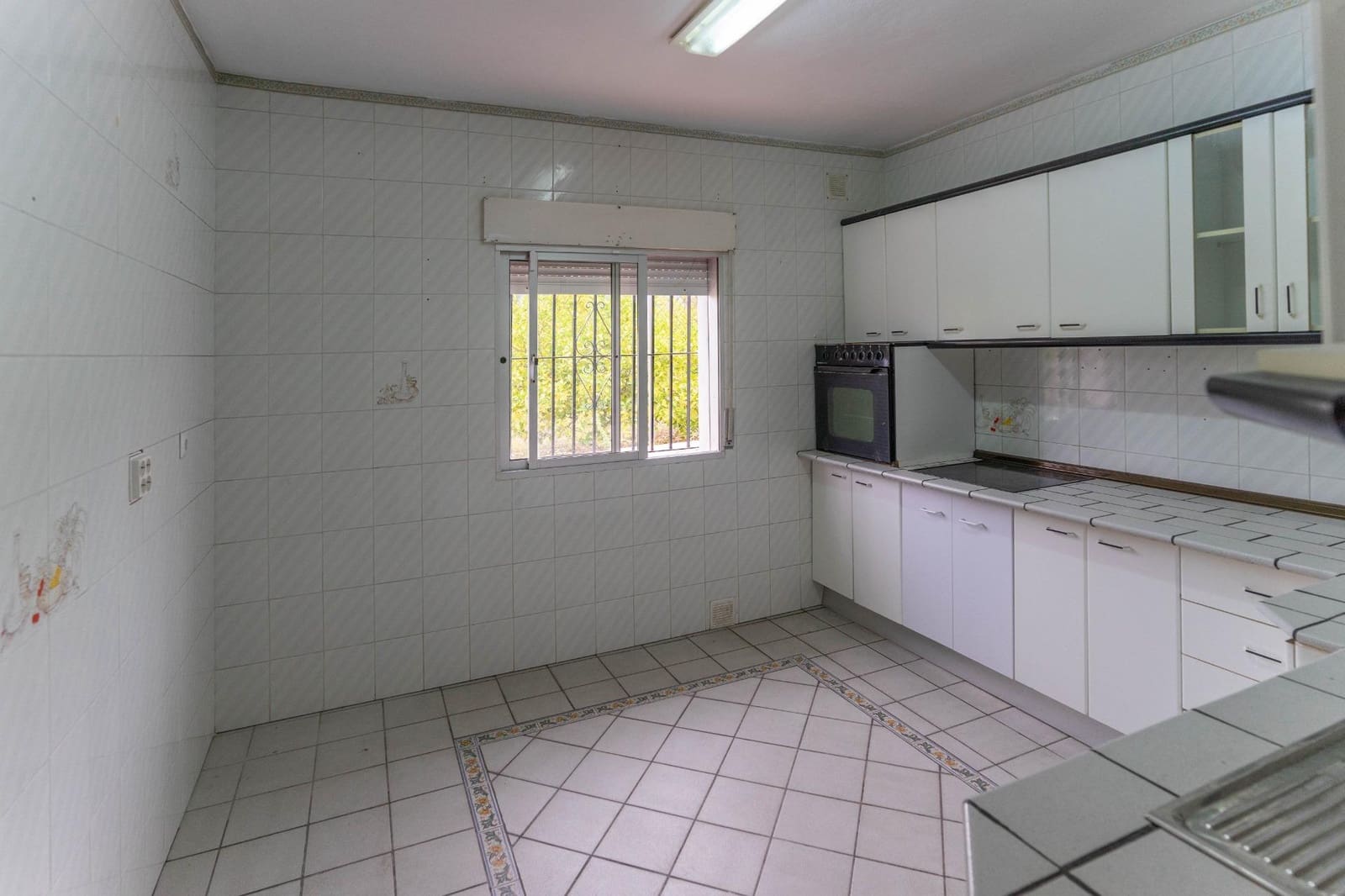4 bedroom Villa for sale in Alhaurin el Grande with pool garage - € 500,000 (Ref: 10168478)