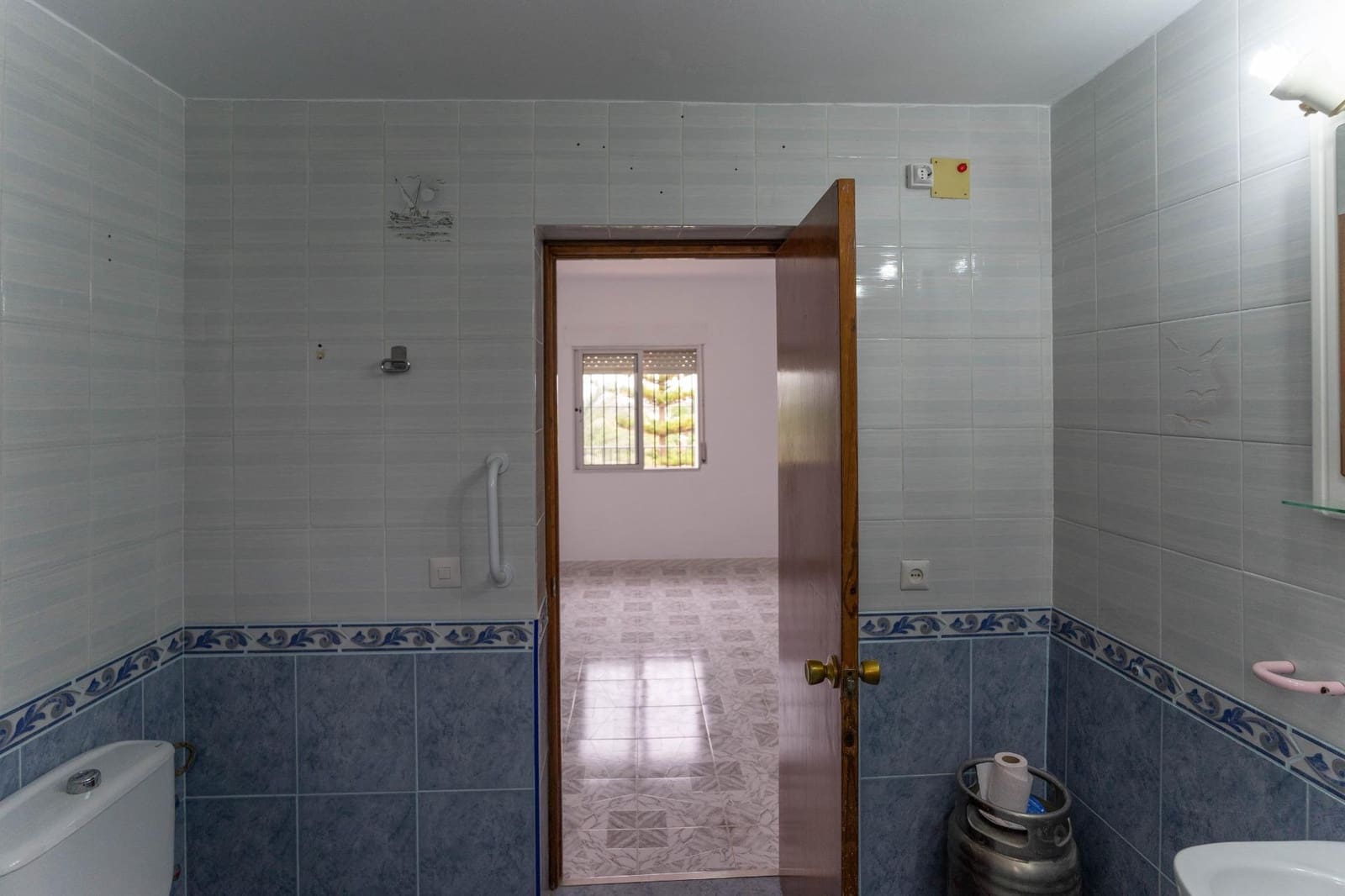 4 bedroom Villa for sale in Alhaurin el Grande with pool garage - € 500,000 (Ref: 10168478)