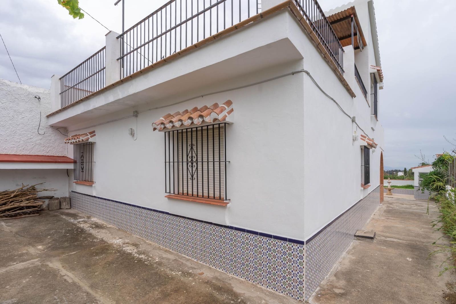 4 bedroom Villa for sale in Alhaurin el Grande with pool garage - € 500,000 (Ref: 10168478)