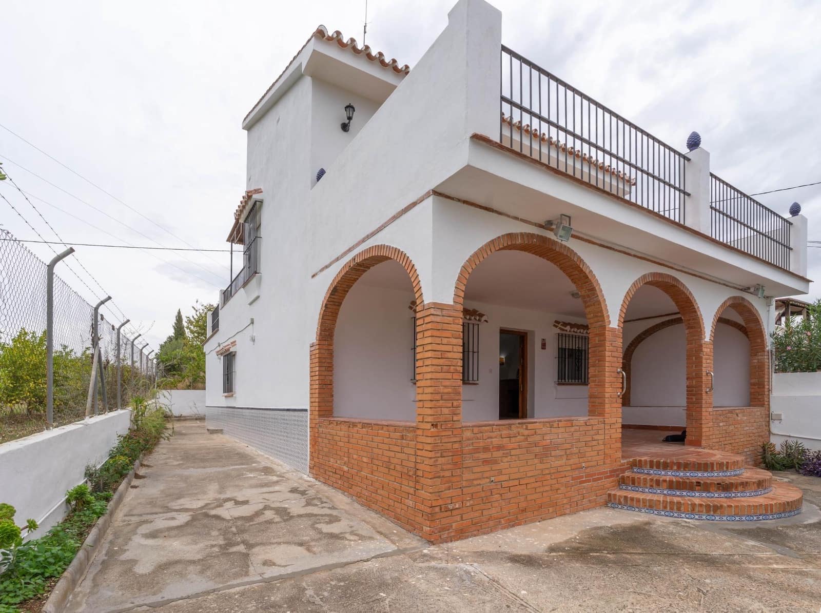 4 bedroom Villa for sale in Alhaurin el Grande with pool garage - € 500,000 (Ref: 10168478)