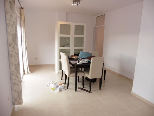 Ático de 3 habitaciones en Alhaurín el Grande en alquiler con garaje - 1.200 € (Ref: 10184996)