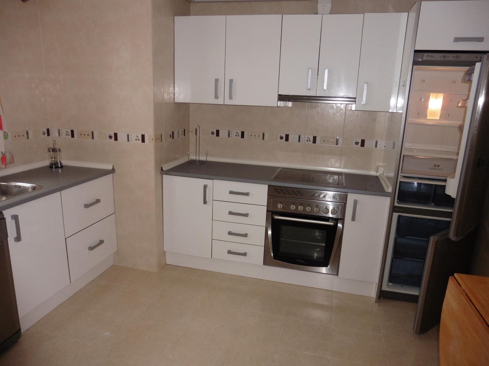 Ático de 3 habitaciones en Alhaurín el Grande en alquiler con garaje - 1.200 € (Ref: 10184996)