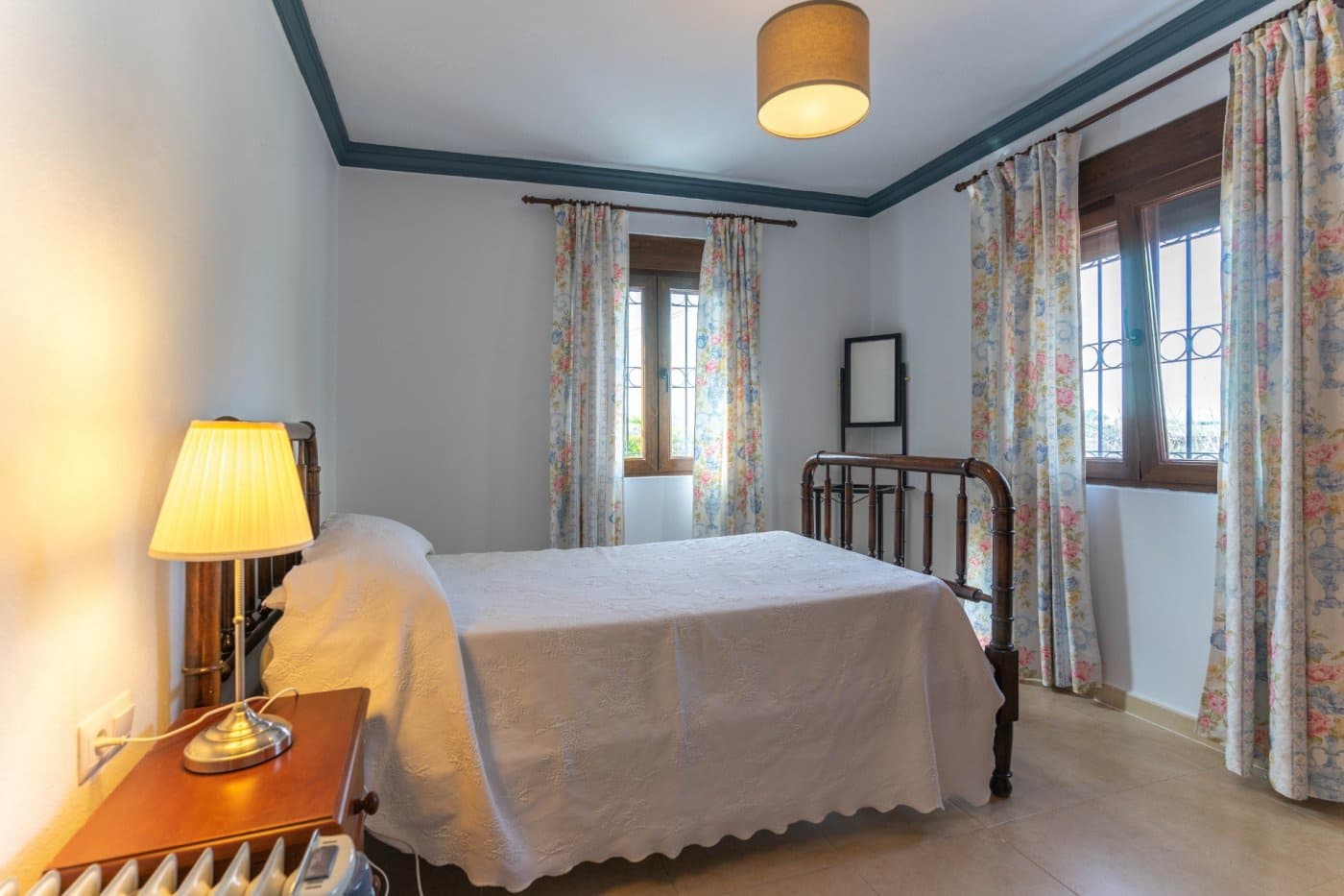 3 Zimmer Villa zu vermieten in Alhaurin de la Torre mit Pool - 1.800 € (Ref: 5480856)