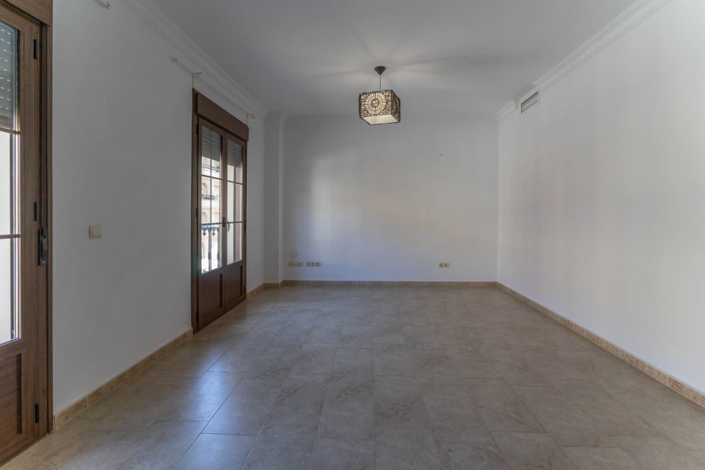 3 bedroom Flat for rent in Alhaurin el Grande - € 1,000 (Ref: 5503913)