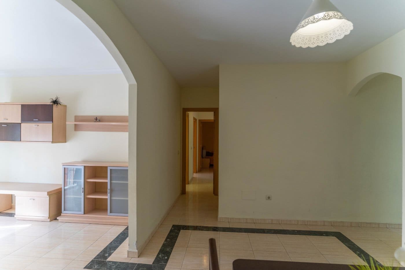 3 soveværelse Lejlighed til leje i Alhaurin el Grande med garage - € 900 (Ref: 5587553)