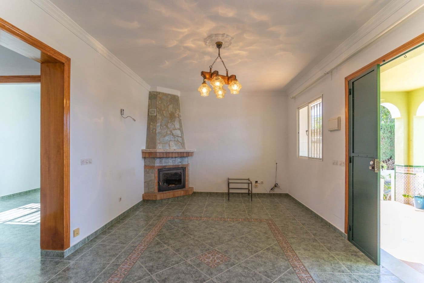 3 bedroom Villa for rent in Alhaurin de la Torre with pool - € 1,800 (Ref: 5619612)