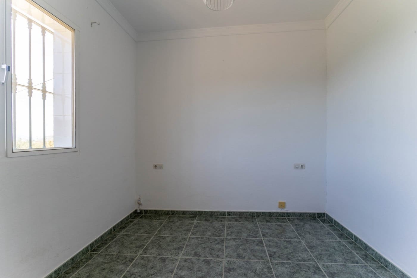 3 bedroom Villa for rent in Alhaurin de la Torre with pool - € 1,800 (Ref: 5619612)