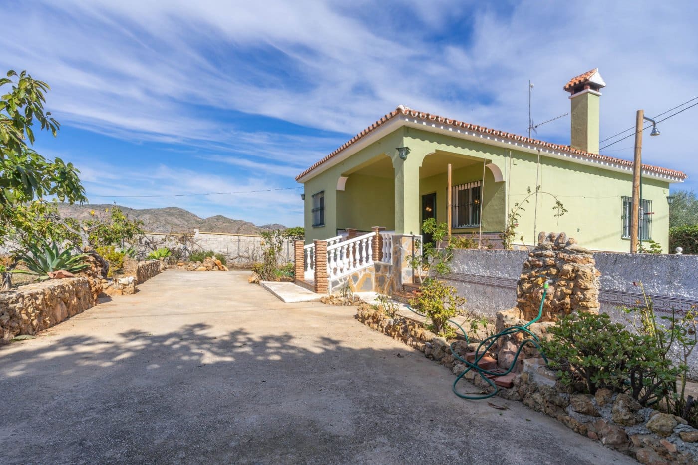 3 bedroom Villa for rent in Alhaurin de la Torre with pool - € 1,800 (Ref: 5619612)