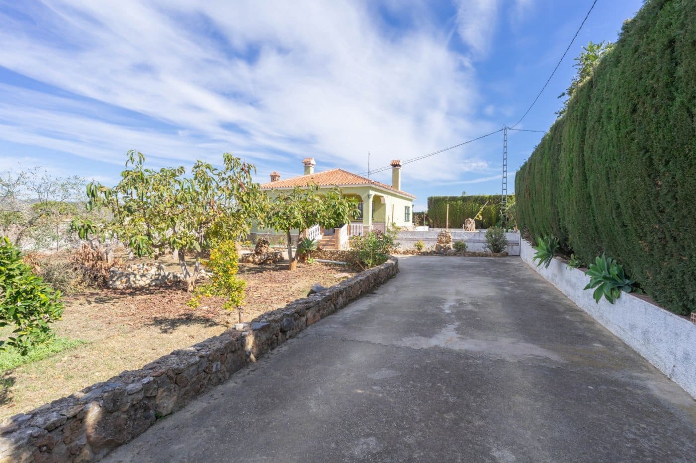 3 bedroom Villa for rent in Alhaurin de la Torre with pool - € 1,800 (Ref: 5619612)