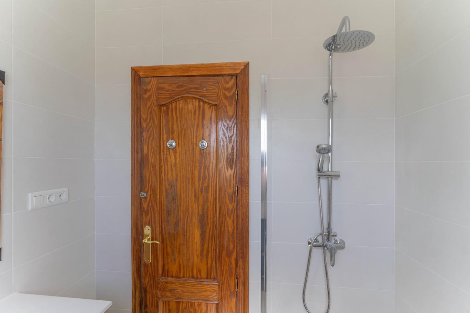 3 bedroom Villa for rent in Alhaurin de la Torre with pool - € 1,800 (Ref: 5619612)