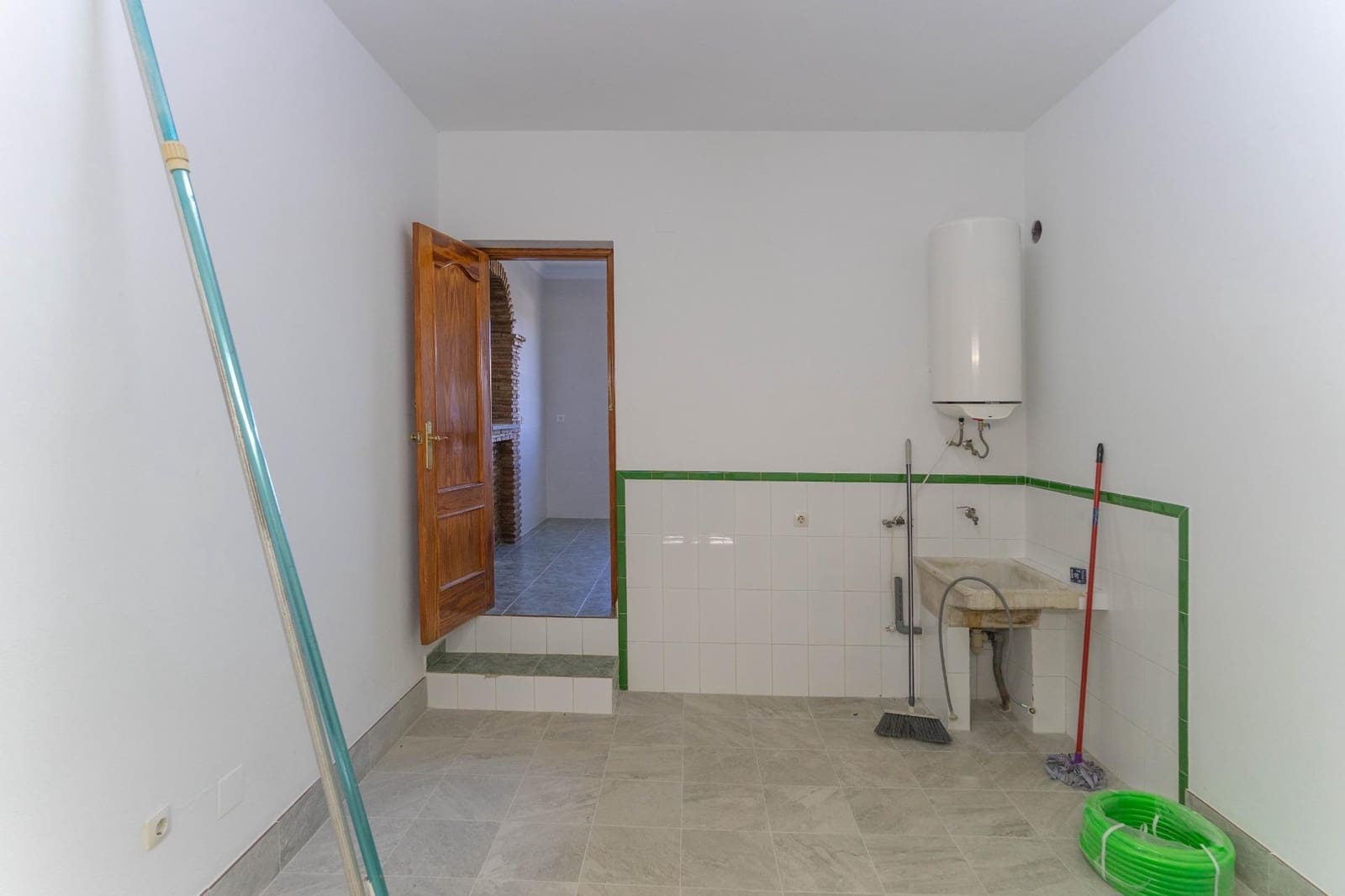 3 bedroom Villa for rent in Alhaurin de la Torre with pool - € 1,800 (Ref: 5619612)