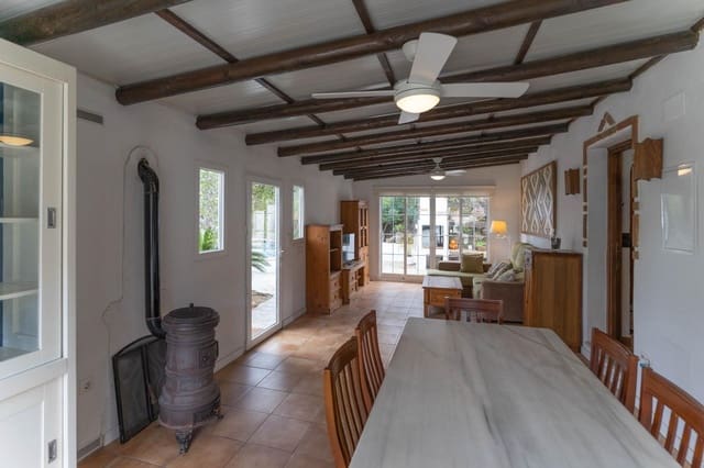 1 makuuhuone Huvila vuokrattavana paikassa Coín mukana uima-altaan - 1 500 € (Ref: 5633966)