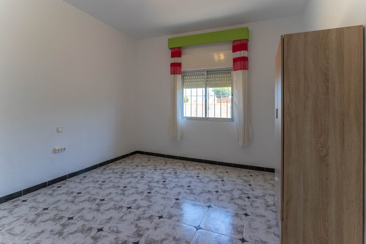 3 sovrum Villa att hyra i Alhaurin de la Torre med pool garage - 1 600 € (Ref: 5635905)