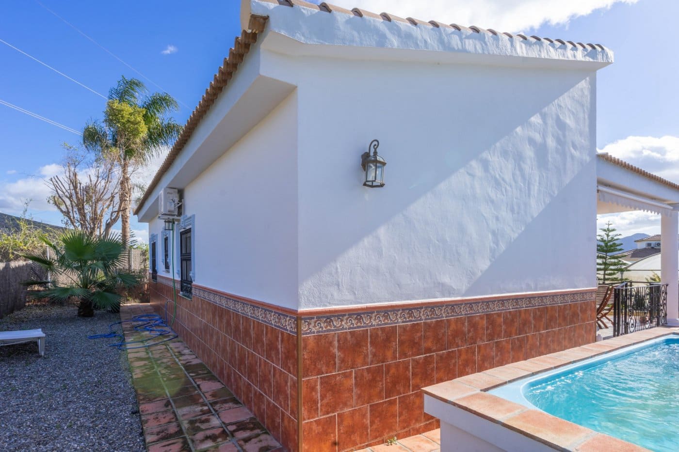 3 bedroom Villa for rent in Alhaurin de la Torre with pool garage - € 1,400 (Ref: 5803187)