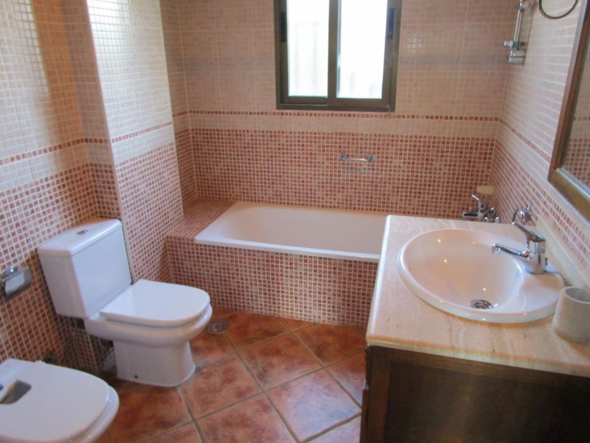 3 sypialnia Willa do wynajęcia w Alhaurin el Grande z basenem garażem - 1 900 € (Ref: 5890373)