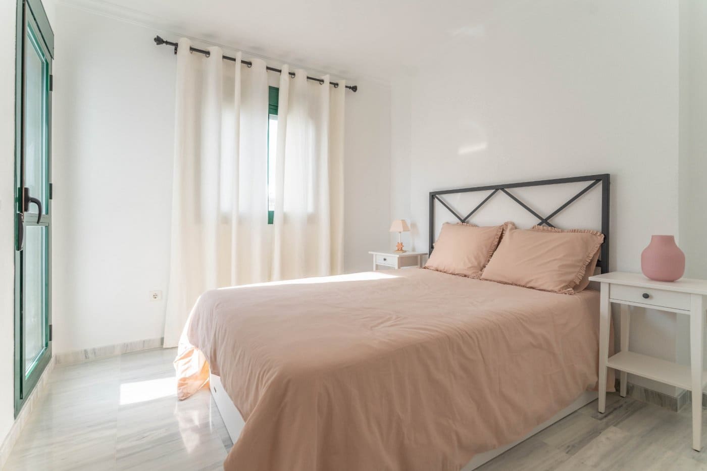 2 bedroom Flat for rent in Alhaurin Golf with pool garage - € 1,250 (Ref: 5925751)