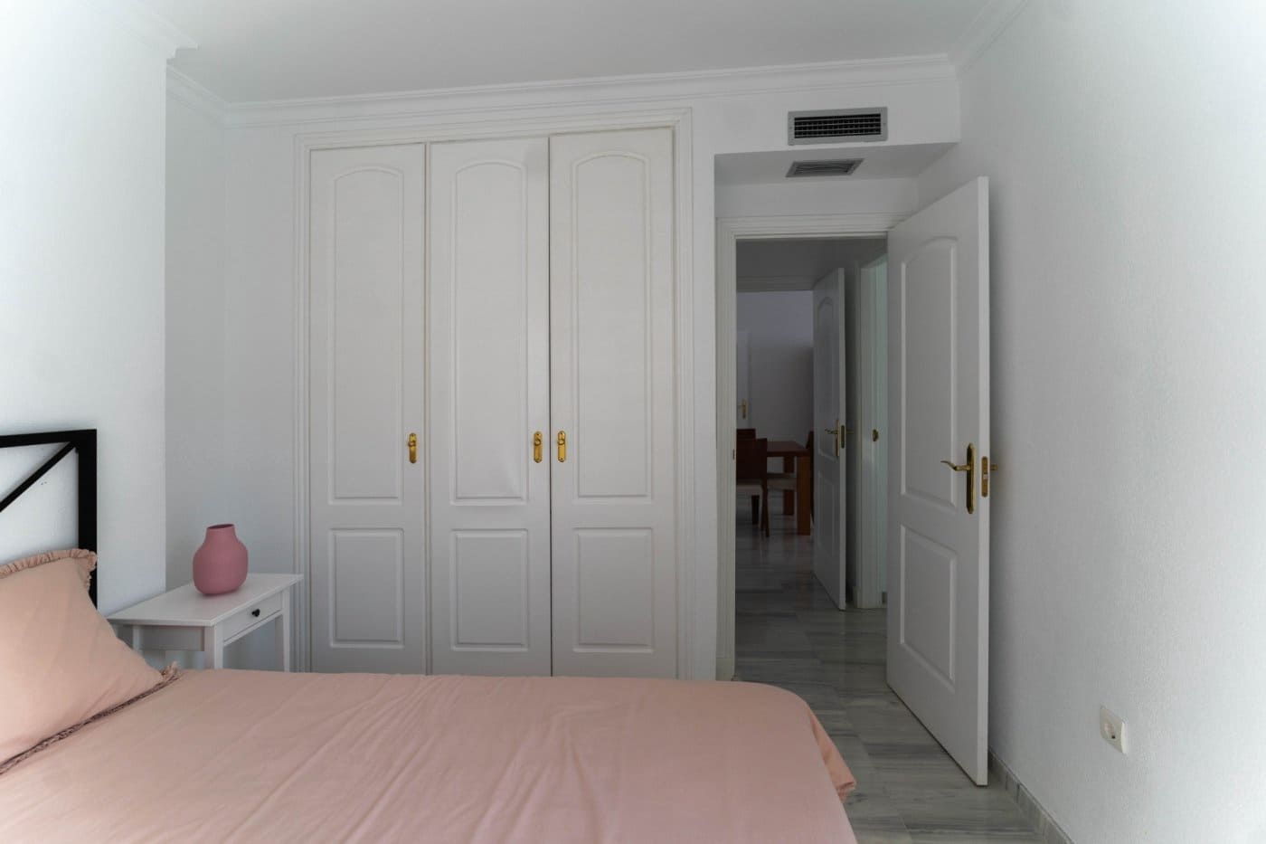 2 bedroom Flat for rent in Alhaurin Golf with pool garage - € 1,250 (Ref: 5925751)