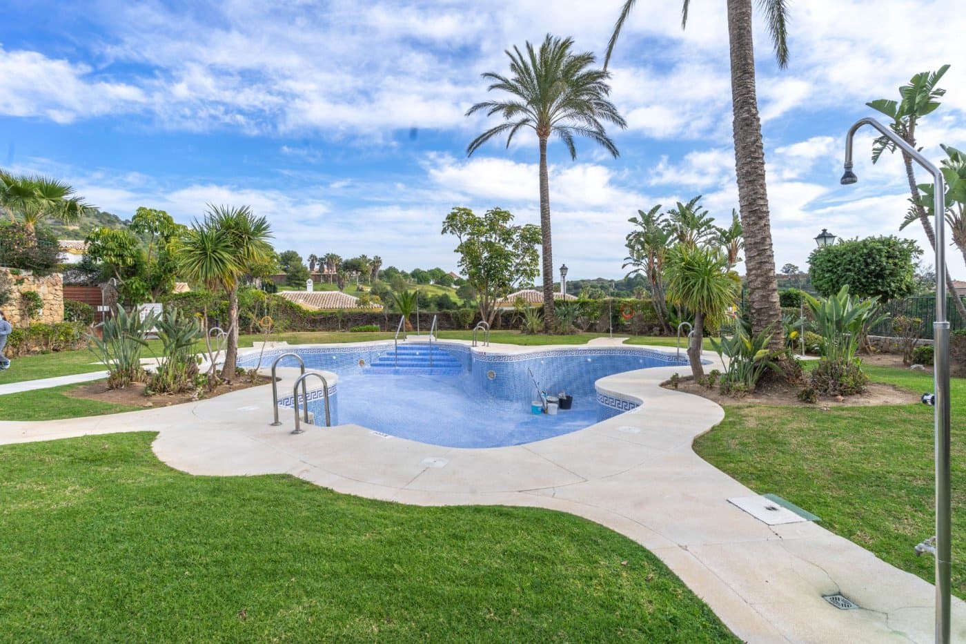 2 bedroom Flat for rent in Alhaurin Golf with pool garage - € 1,250 (Ref: 5925751)