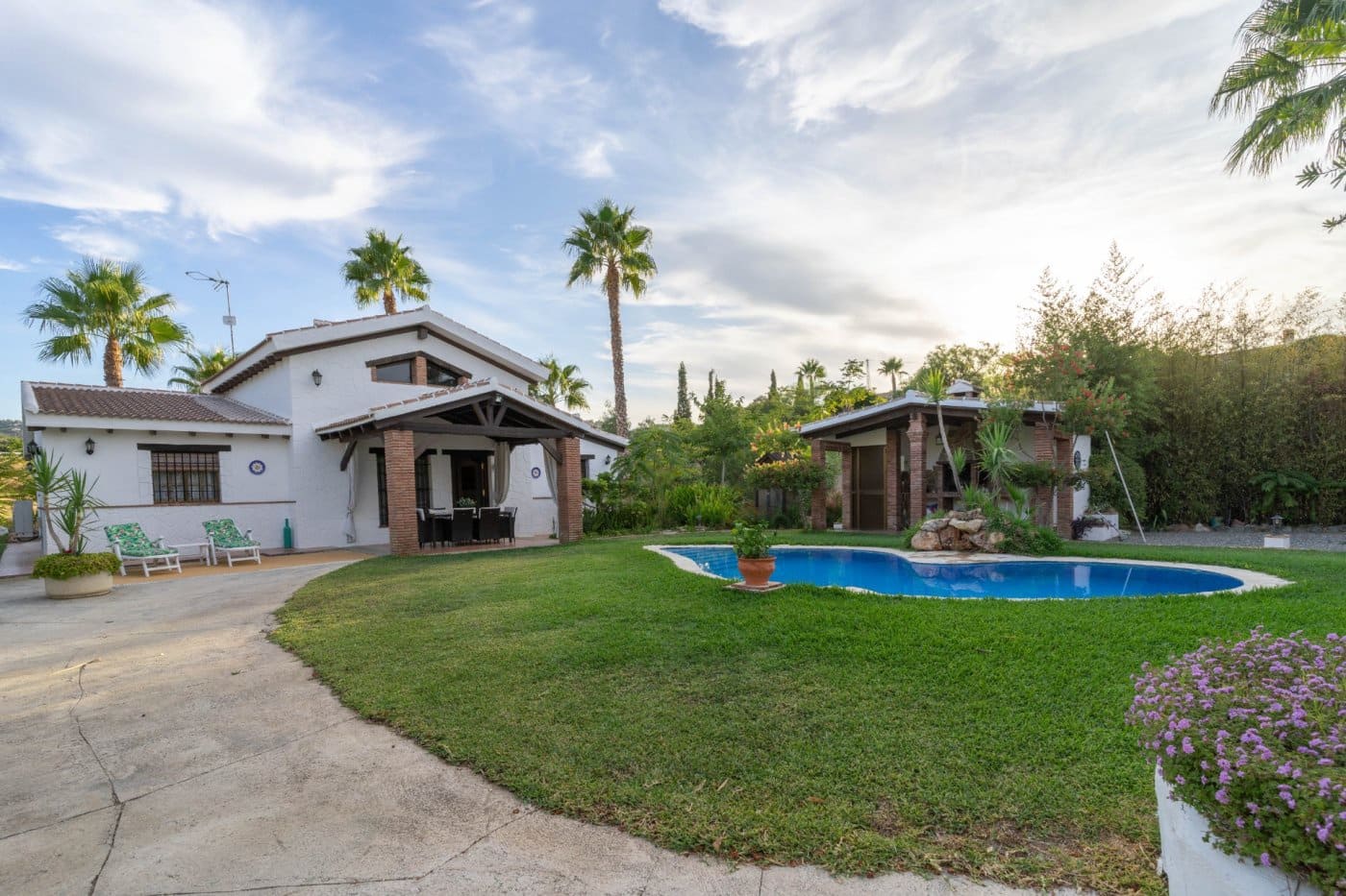 5 sypialnia Willa na sprzedaż w Alhaurin el Grande z basenem garażem - 850 000 € (Ref: 6168001)