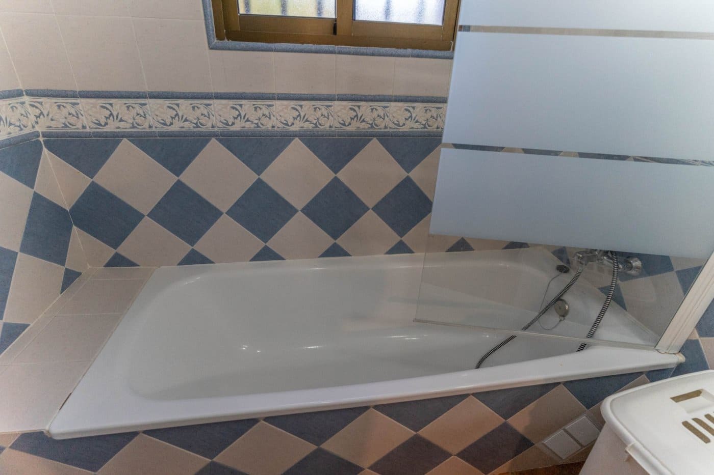 5 sypialnia Willa na sprzedaż w Alhaurin el Grande z basenem garażem - 850 000 € (Ref: 6168001)