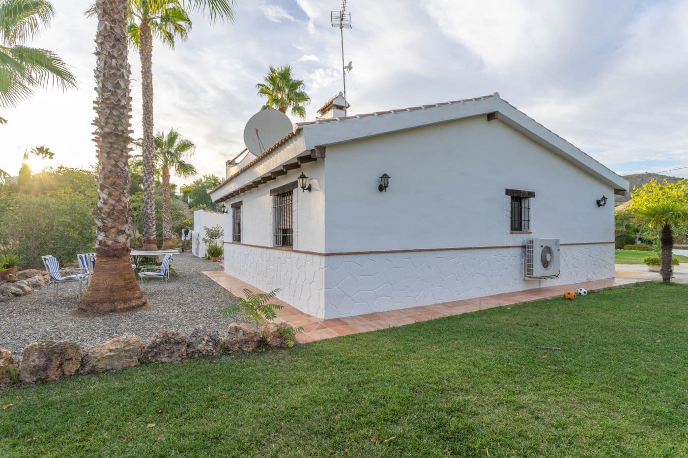 5 sypialnia Willa na sprzedaż w Alhaurin el Grande z basenem garażem - 850 000 € (Ref: 6168001)