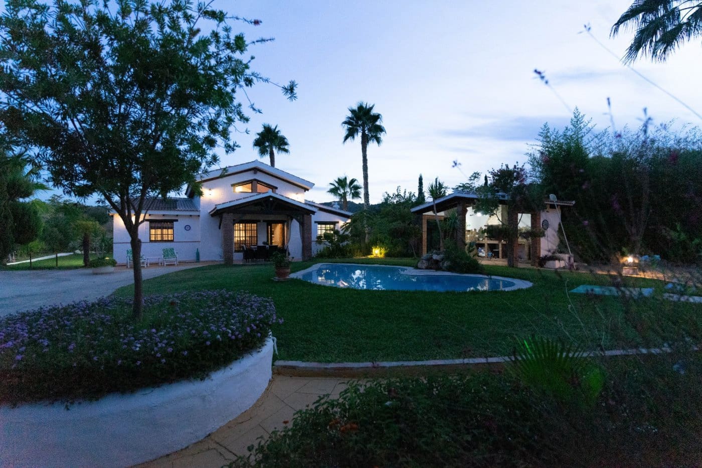 5 sypialnia Willa na sprzedaż w Alhaurin el Grande z basenem garażem - 850 000 € (Ref: 6168001)