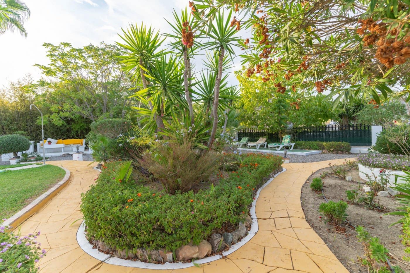 5 sypialnia Willa na sprzedaż w Alhaurin el Grande z basenem garażem - 850 000 € (Ref: 6168001)