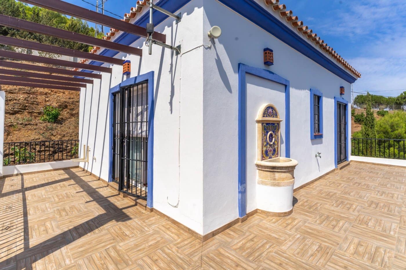 3 soveværelse Villa til leje i Alhaurin el Grande med swimmingpool garage - € 2.200 (Ref: 6317793)