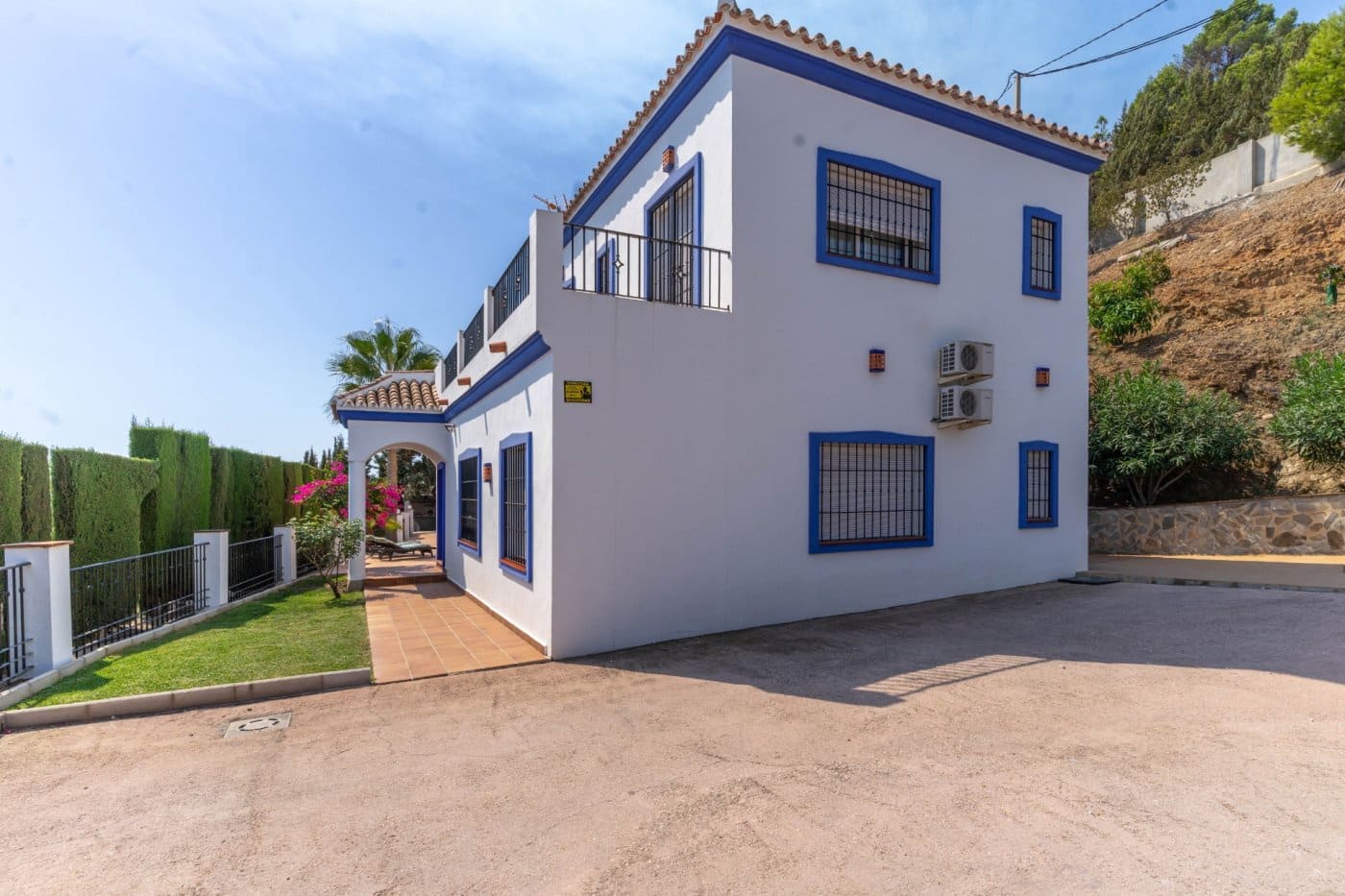 3 soveværelse Villa til leje i Alhaurin el Grande med swimmingpool garage - € 2.200 (Ref: 6317793)