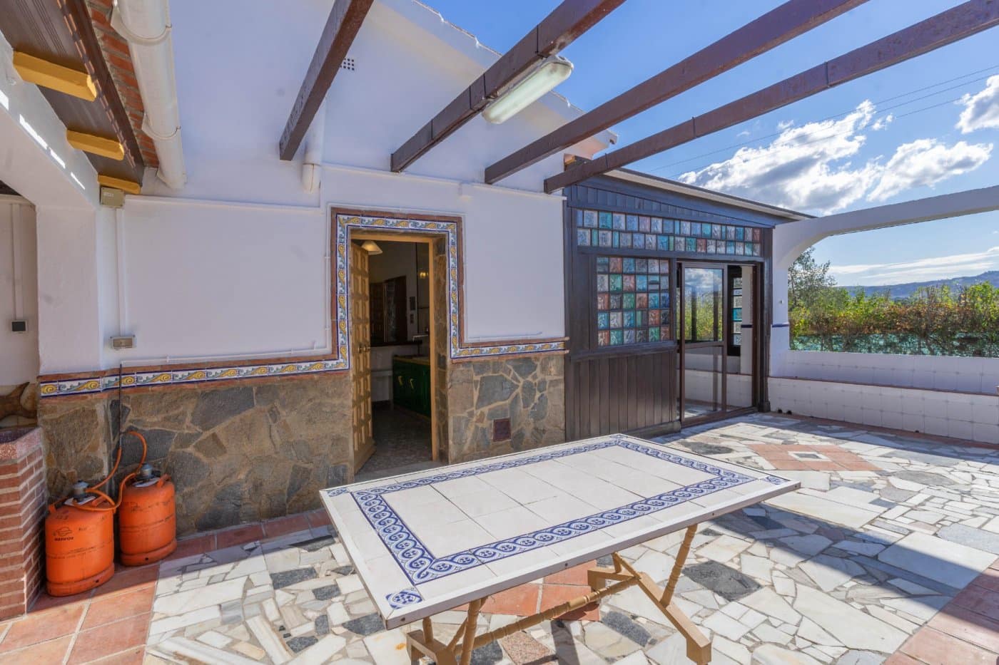 2 bedroom Villa for rent in Alhaurin el Grande with pool garage - € 1,500 (Ref: 6431280)