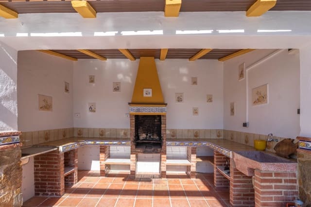 2 bedroom Villa for rent in Alhaurín el Grande with pool garage - € 1,500 (Ref: 6431280)