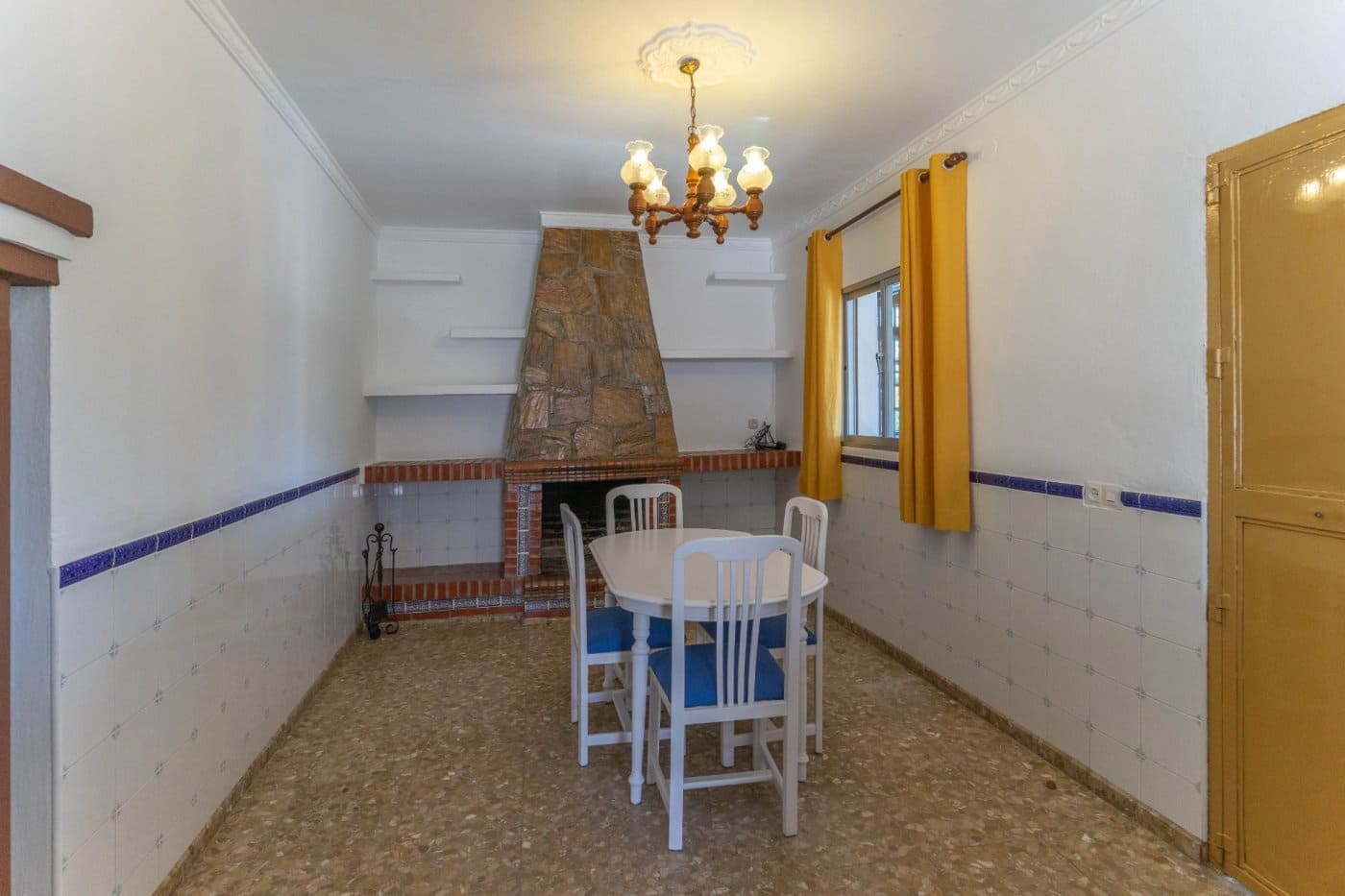 2 bedroom Villa for rent in Alhaurin el Grande with pool garage - € 1,500 (Ref: 6431280)