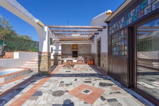 2 bedroom Villa for rent in Alhaurín el Grande with pool garage - € 1,500 (Ref: 6431280)