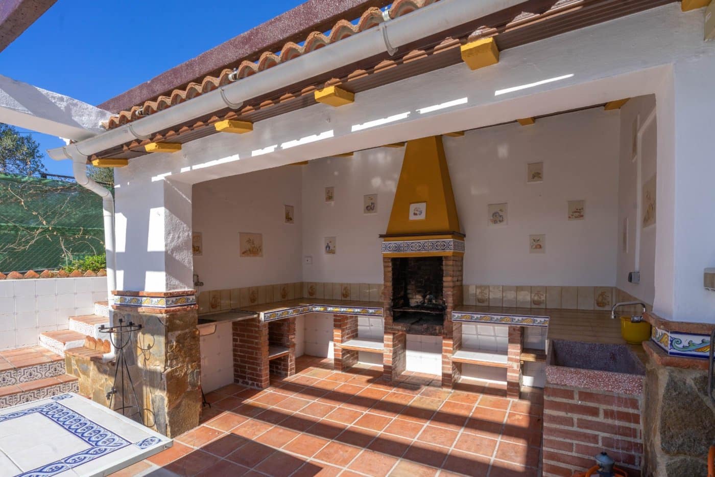 2 bedroom Villa for rent in Alhaurin el Grande with pool garage - € 1,500 (Ref: 6431280)