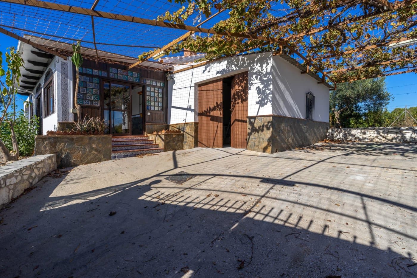 2 bedroom Villa for rent in Alhaurin el Grande with pool garage - € 1,500 (Ref: 6431280)