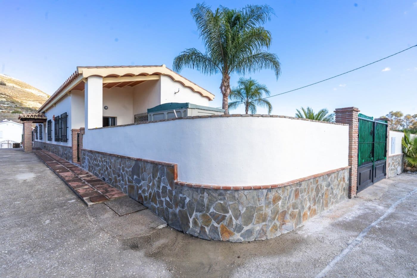 4 soverom Villa til leie i Alhaurin el Grande med svømmebasseng - € 2 000 (Ref: 6475868)