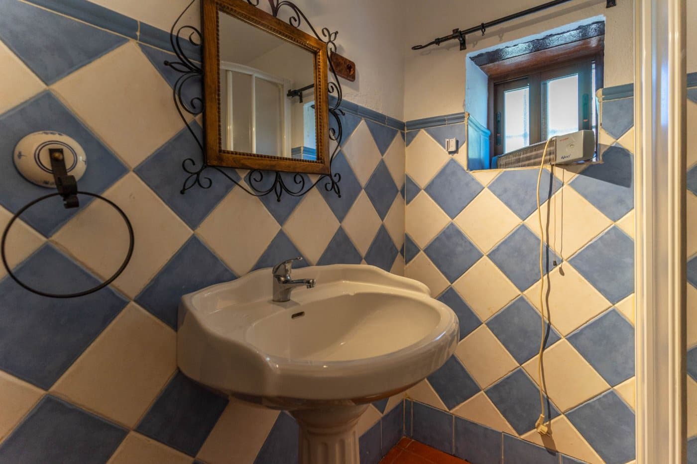 2 soveværelse Villa til salg i Malaga by med swimmingpool - € 550.000 (Ref: 6475869)