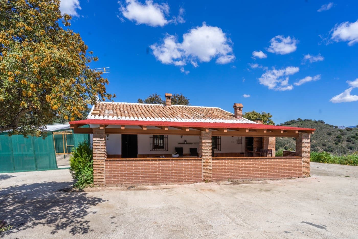 2 soveværelse Villa til salg i Malaga by med swimmingpool - € 550.000 (Ref: 6475869)