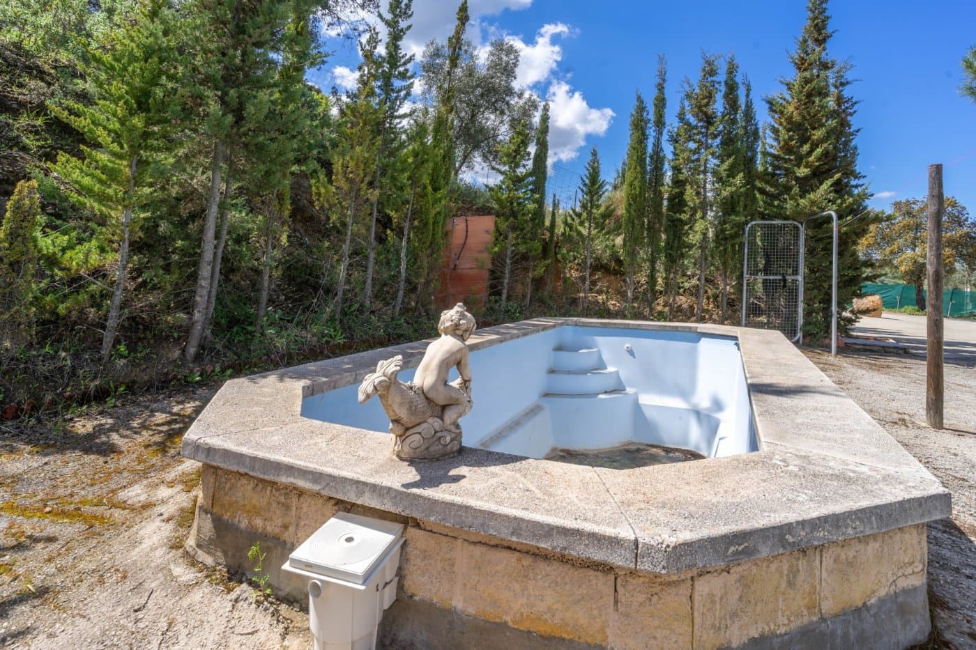 2 soveværelse Villa til salg i Malaga by med swimmingpool - € 550.000 (Ref: 6475869)