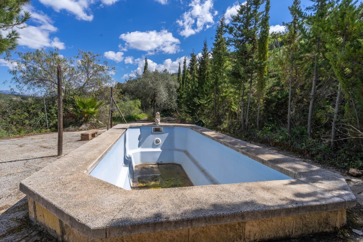 2 soveværelse Villa til salg i Malaga by med swimmingpool - € 550.000 (Ref: 6475869)