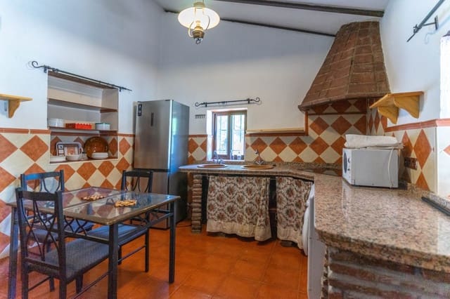 2 soveværelse Villa til salg i Málaga by med swimmingpool - € 550.000 (Ref: 6475869)