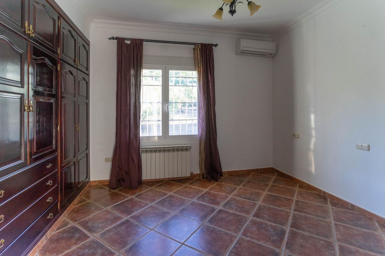 5 bedroom Villa for rent in Alhaurin el Grande with pool garage - € 2,800 (Ref: 6479626)