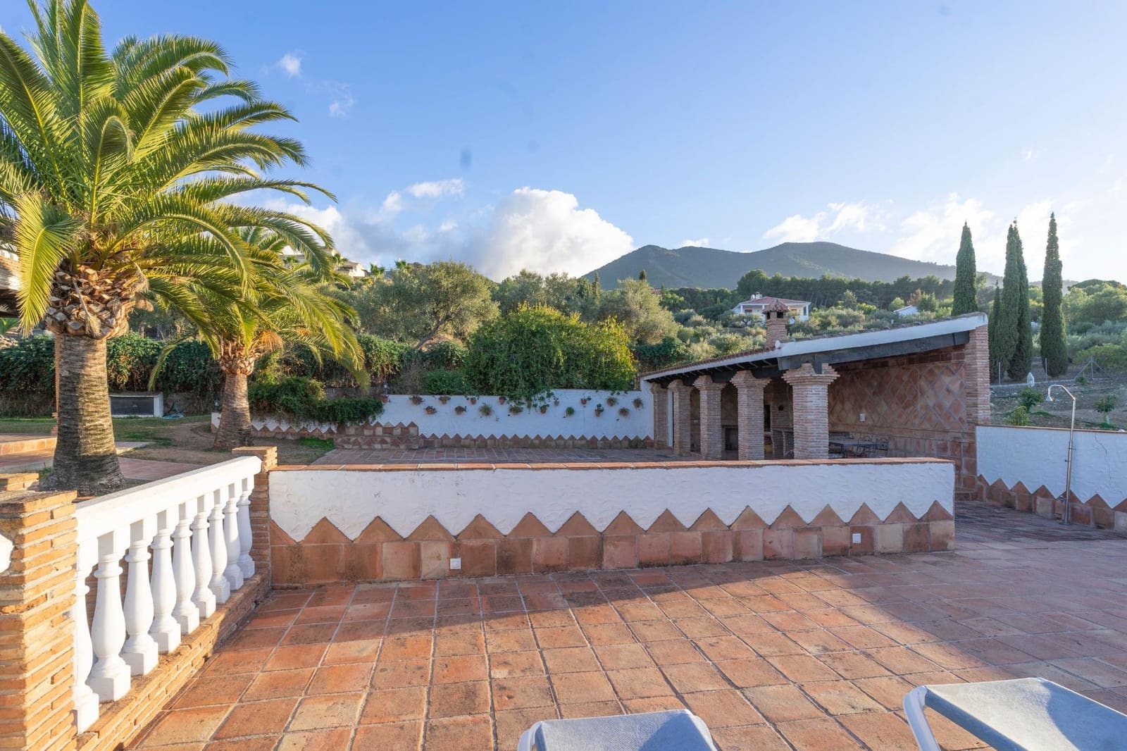 5 bedroom Villa for rent in Alhaurin el Grande with pool garage - € 2,800 (Ref: 6479626)