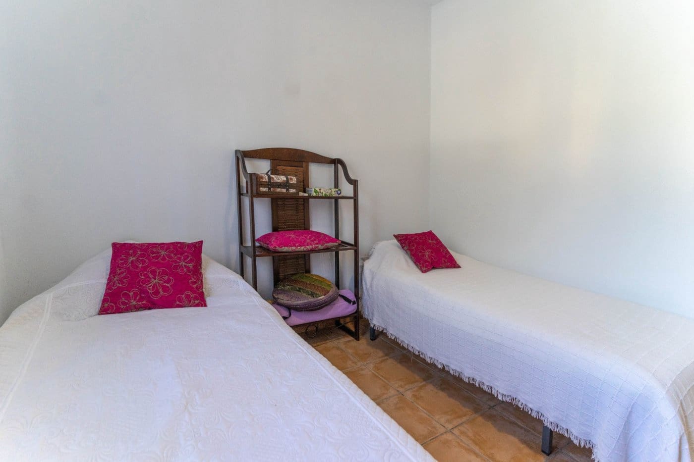 3 bedroom Villa for rent in Alhaurin el Grande with pool garage - € 1,900 (Ref: 6564385)