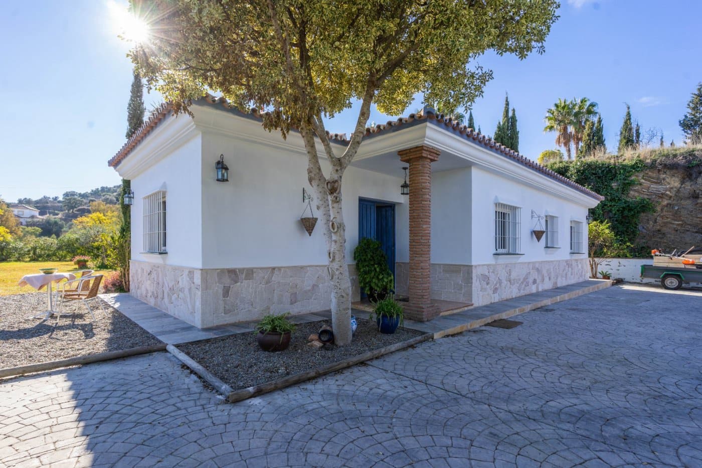 3 bedroom Villa for rent in Alhaurin el Grande with pool garage - € 1,900 (Ref: 6564385)