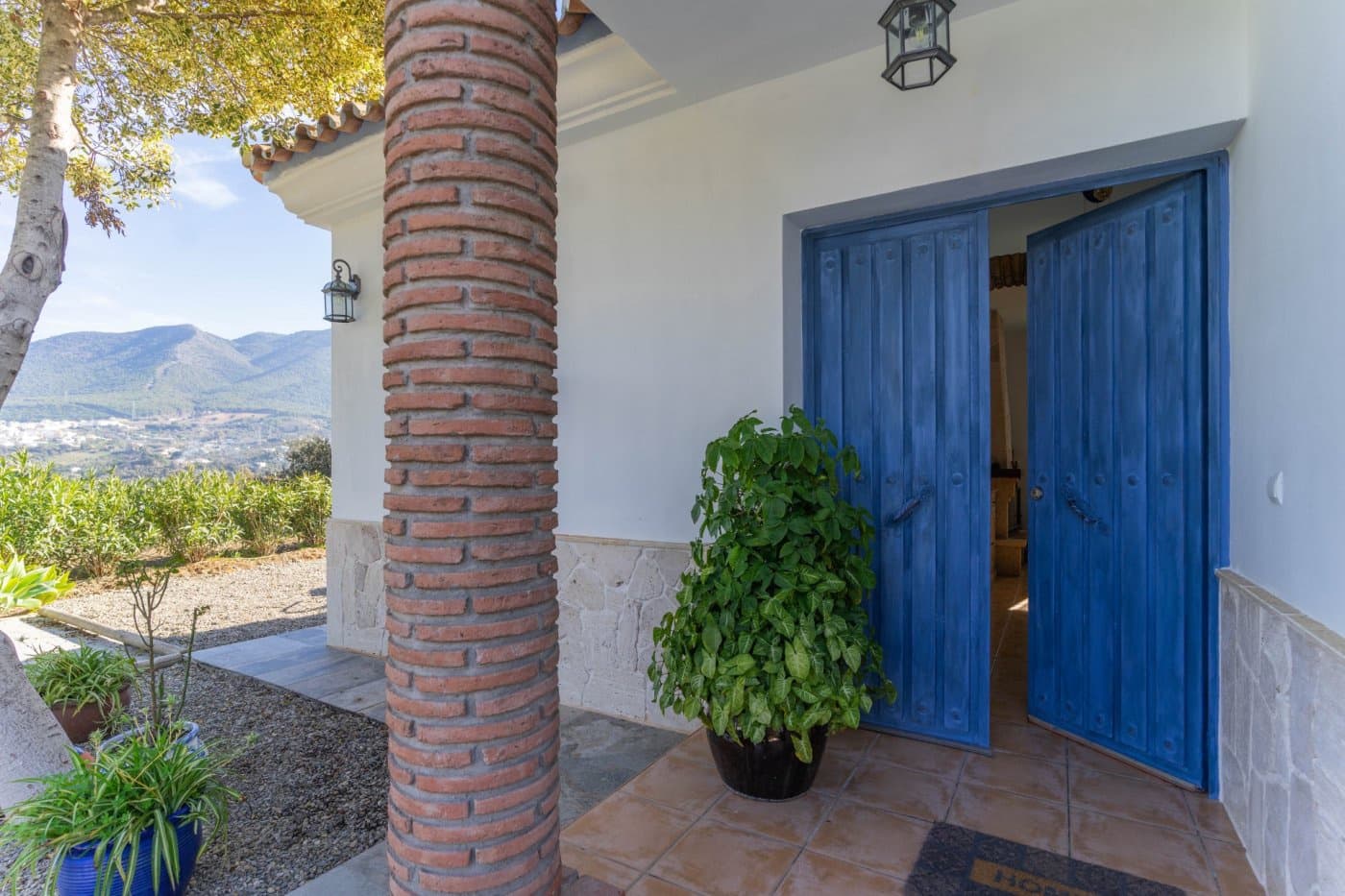3 bedroom Villa for rent in Alhaurin el Grande with pool garage - € 1,900 (Ref: 6564385)