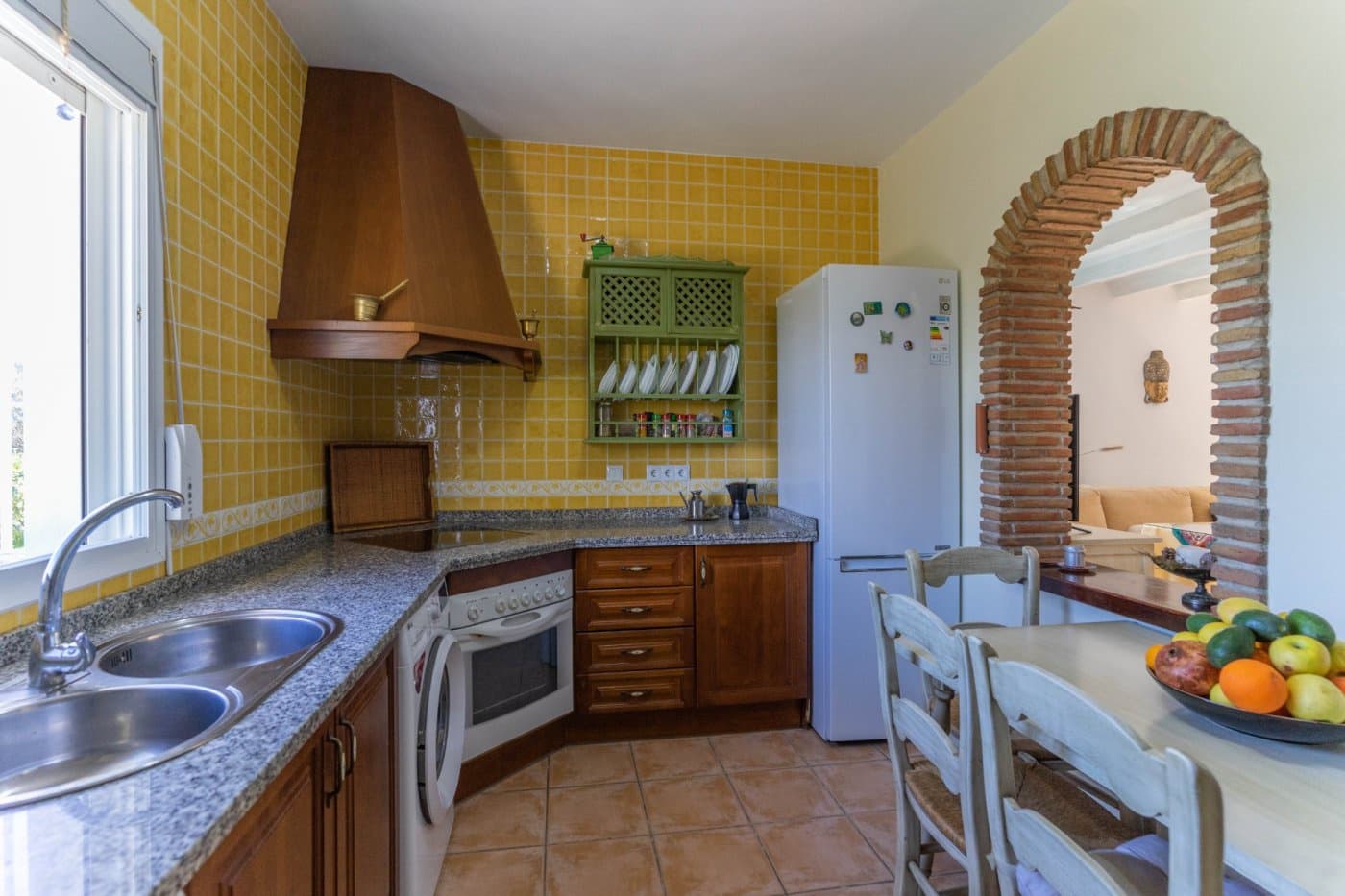 3 bedroom Villa for rent in Alhaurin el Grande with pool garage - € 1,900 (Ref: 6564385)